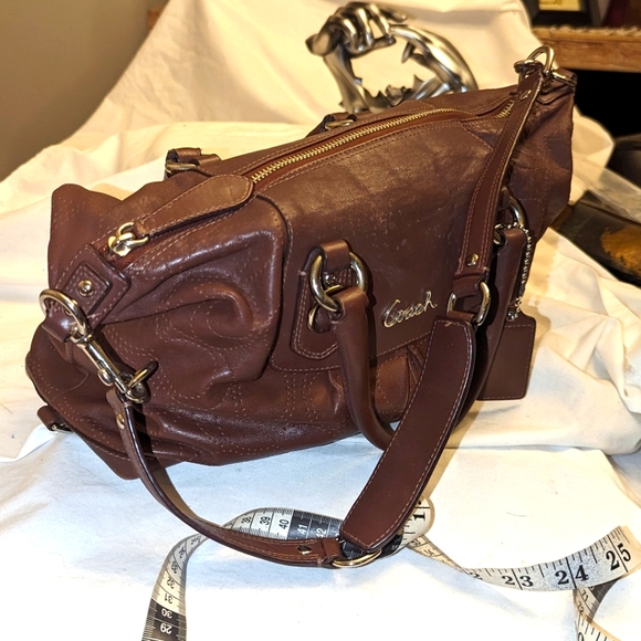 Beautiful Brown Leather Coach Bag - Picture 6 of 9